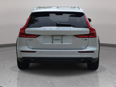 2020 Volvo V60 Cross Country T5