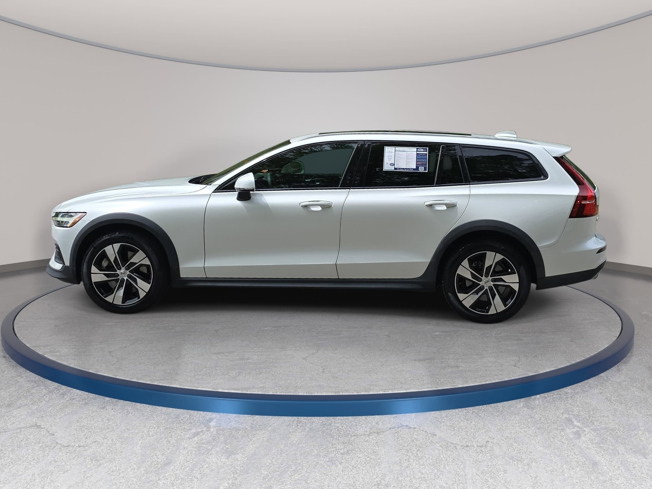 2020 Volvo V60 Cross Country T5
