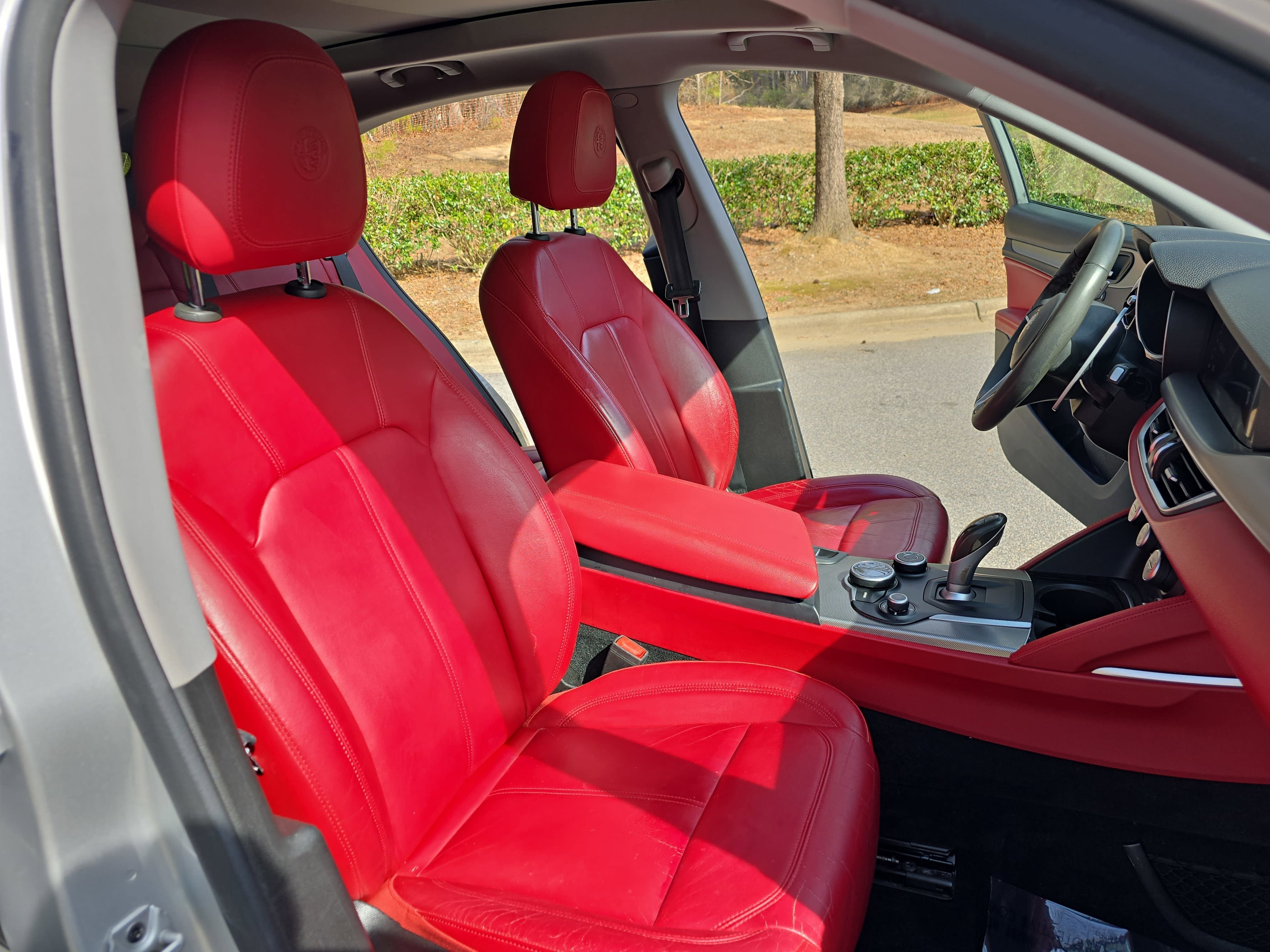 2019 Alfa Romeo Stelvio Sport