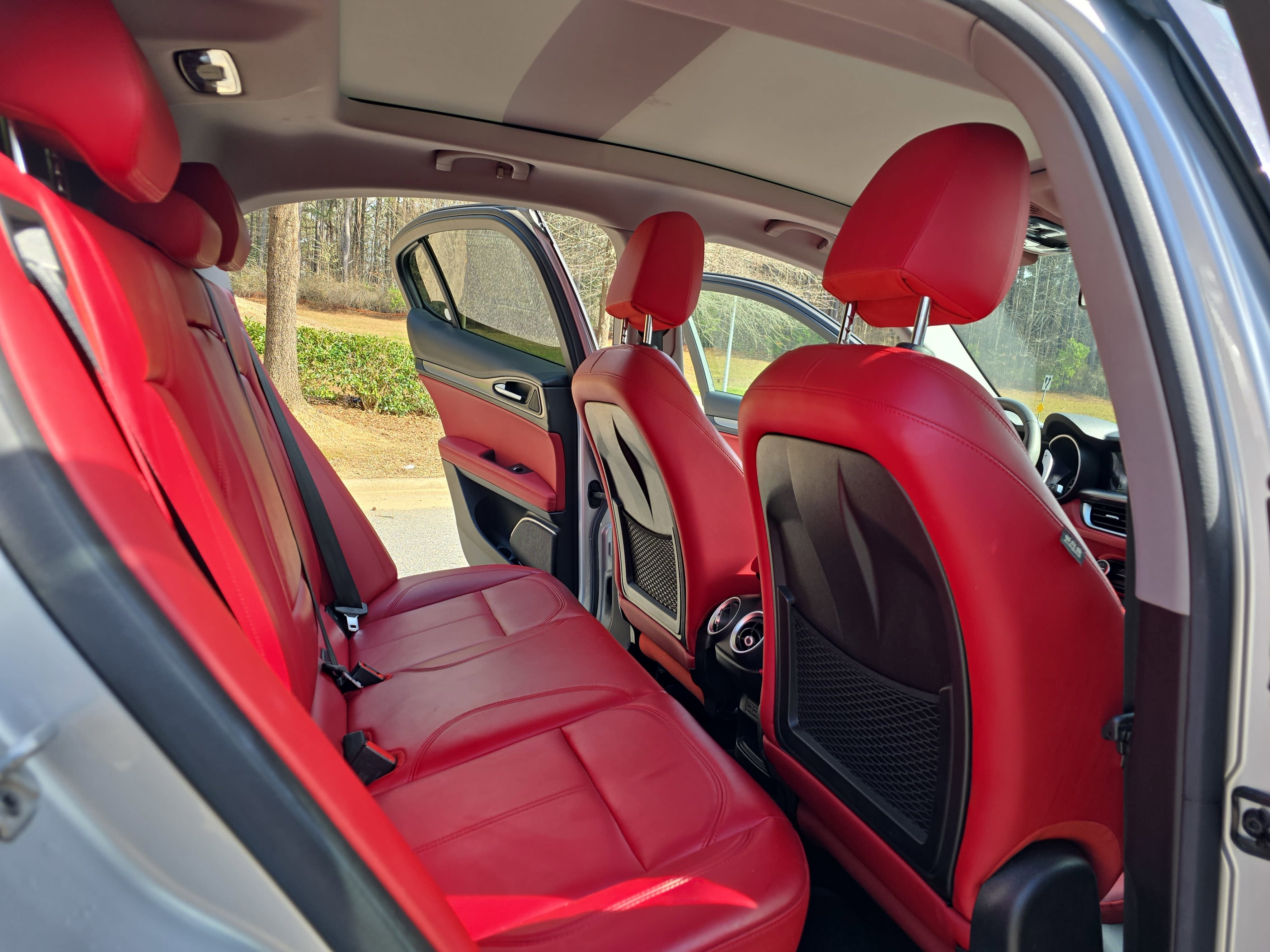 2019 Alfa Romeo Stelvio Sport