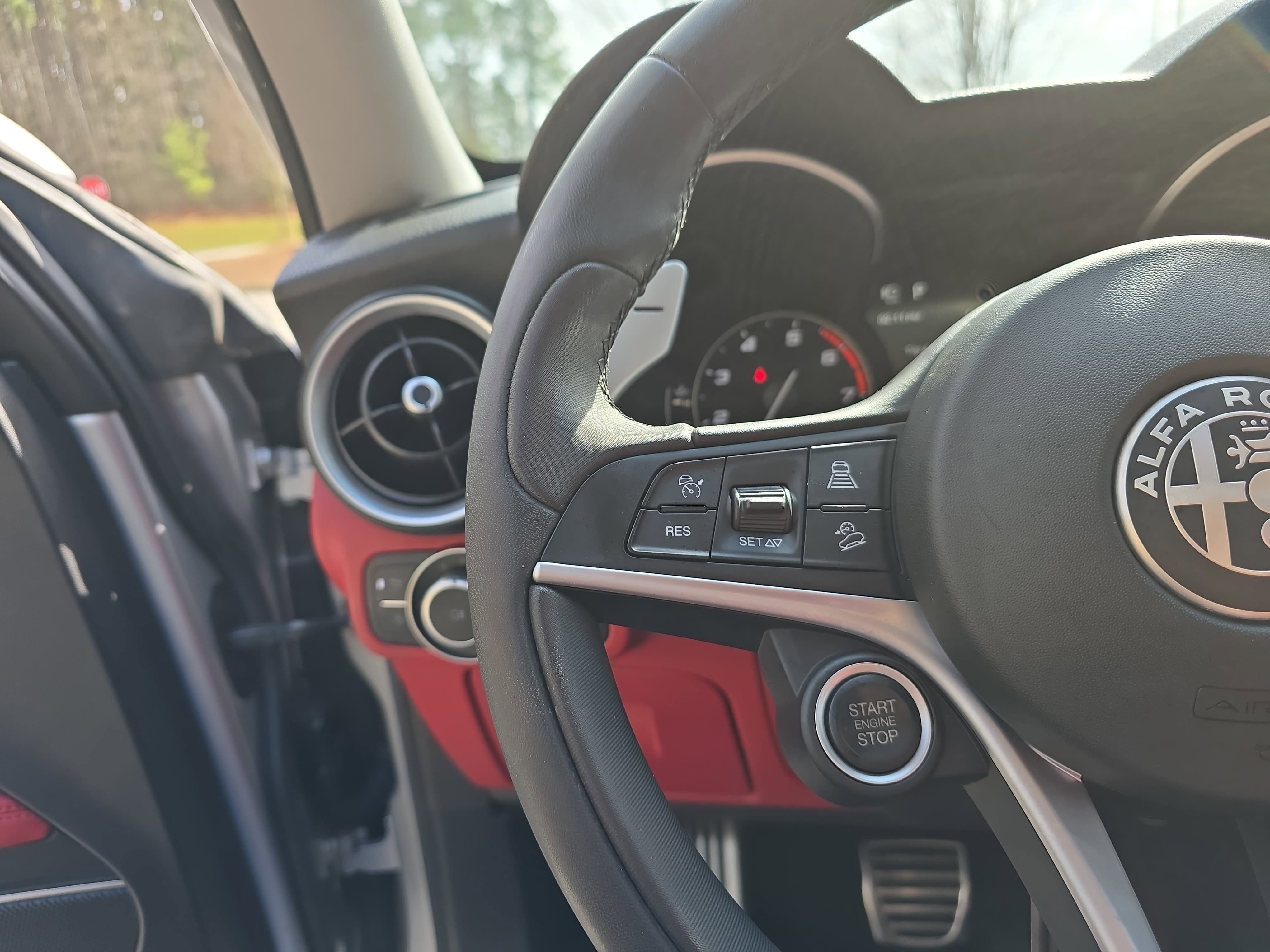 2019 Alfa Romeo Stelvio Sport