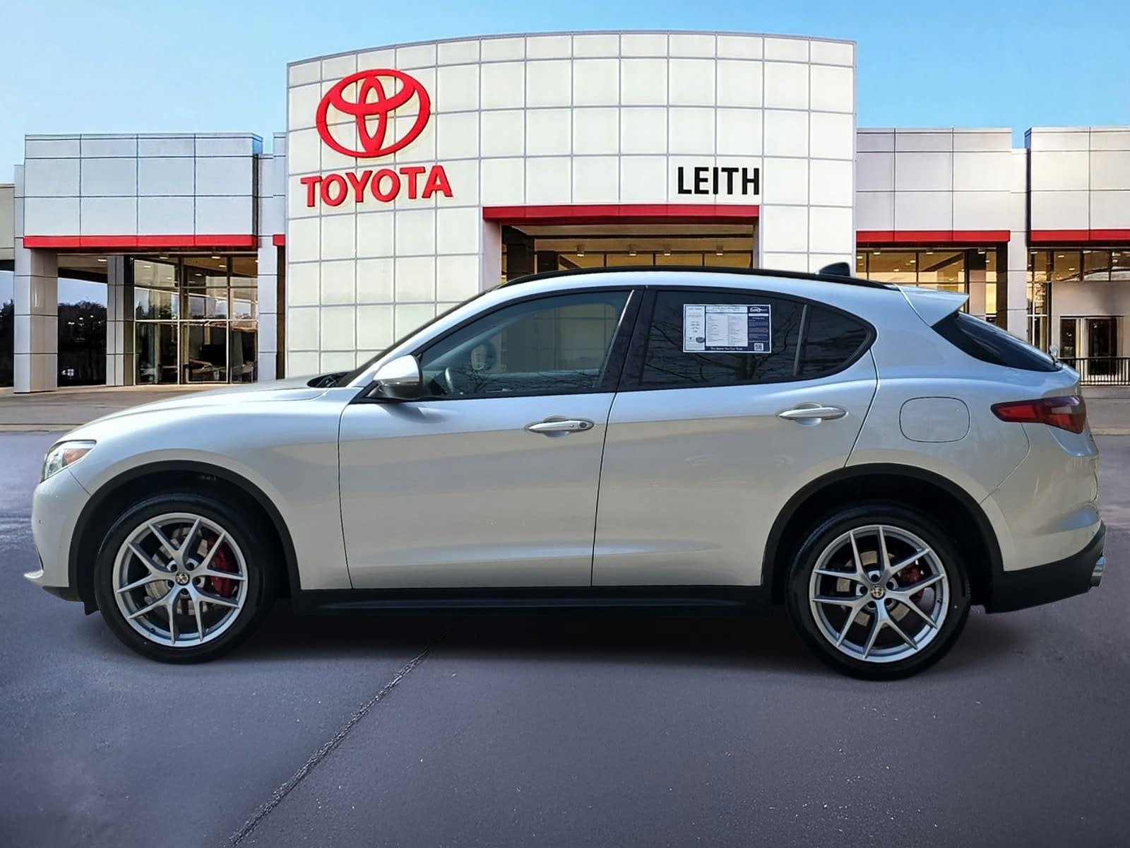 2019 Alfa Romeo Stelvio Sport