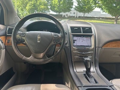 2012 Lincoln MKX Base