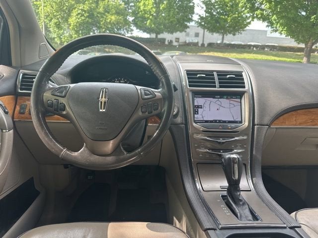 2012 Lincoln MKX Base