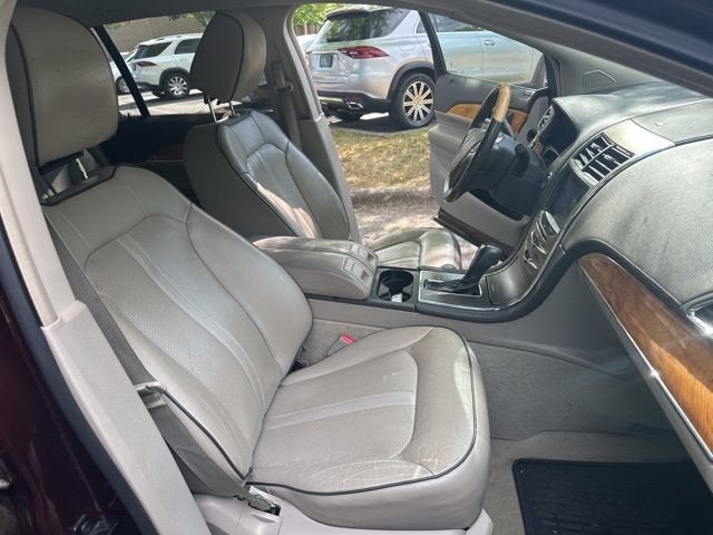 2012 Lincoln MKX Base