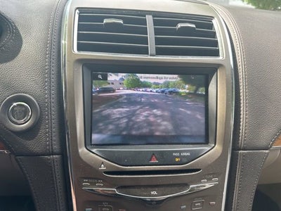 2012 Lincoln MKX Base