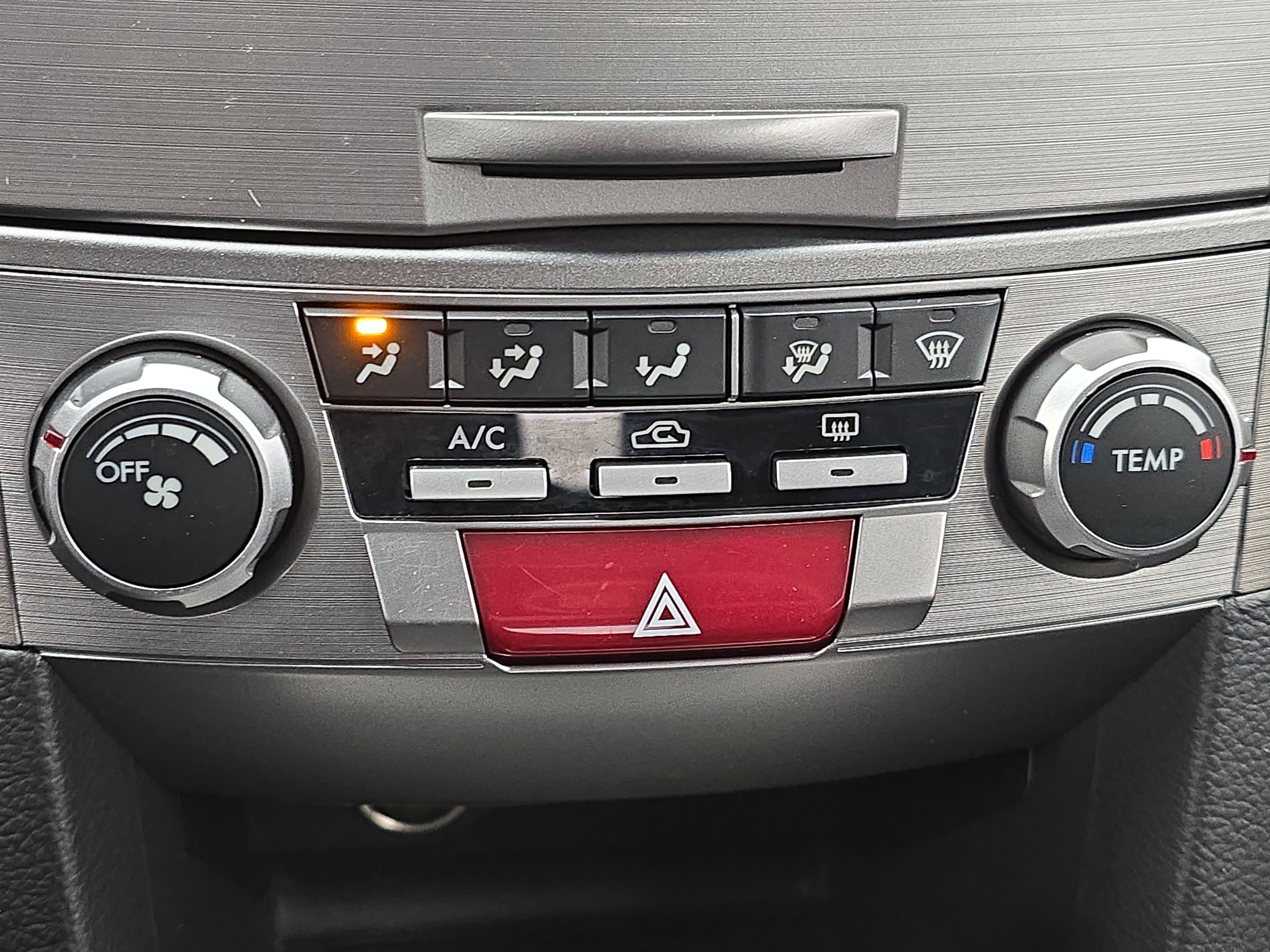 2012 Subaru Legacy 2.5i Premium