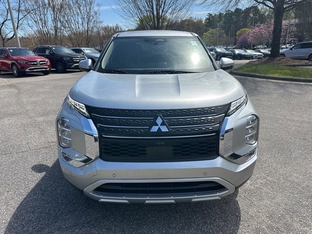 2022 Mitsubishi Outlander SE