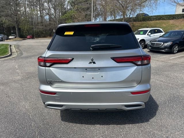 2022 Mitsubishi Outlander SE