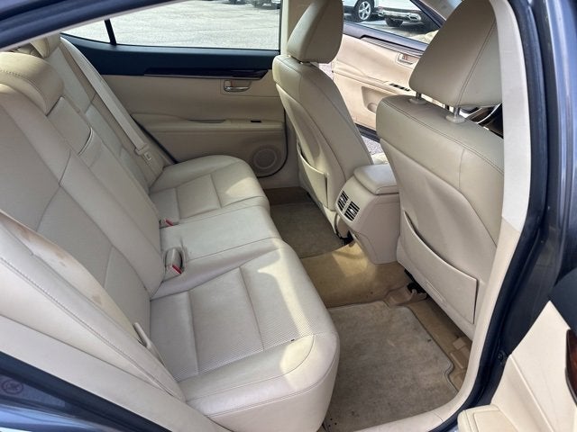 2013 Lexus ES 350 4dr Sdn