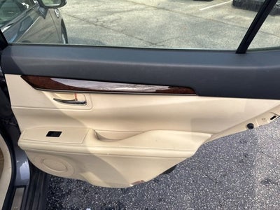 2013 Lexus ES 350 4dr Sdn