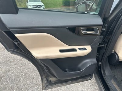2019 Jaguar F-PACE 25t Premium