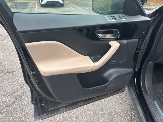 2019 Jaguar F-PACE 25t Premium