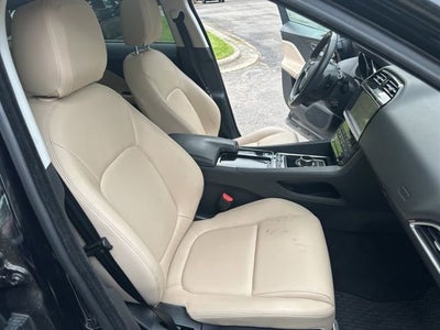 2019 Jaguar F-PACE 25t Premium