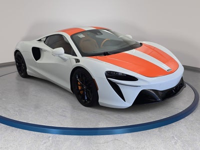 2023 McLaren Artura TechLux