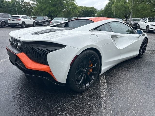 2023 McLaren Artura TechLux