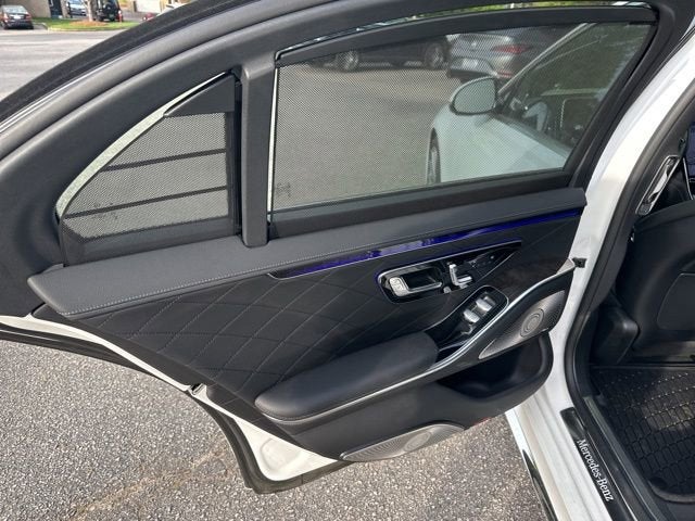 2025 Mercedes-Benz S-Class S 580e