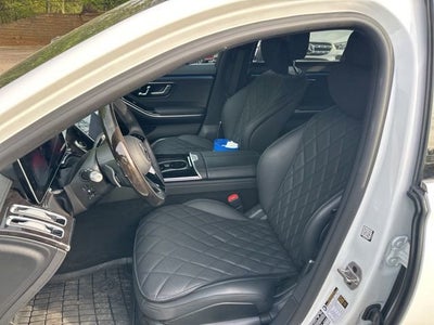 2025 Mercedes-Benz S-Class S 580e