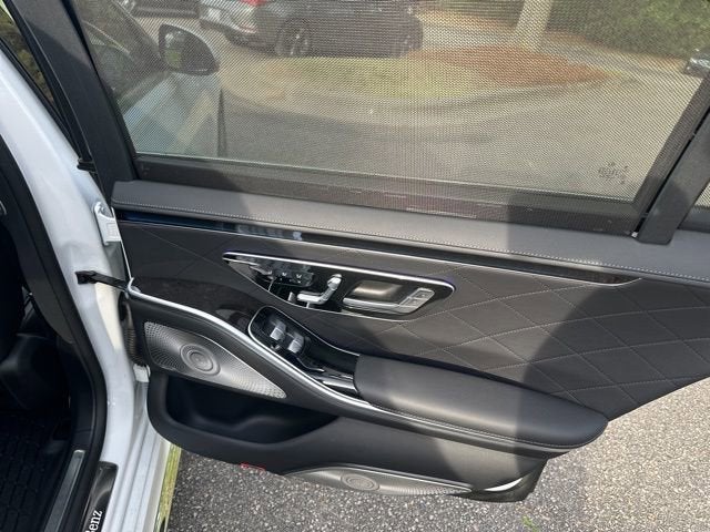 2025 Mercedes-Benz S-Class S 580e