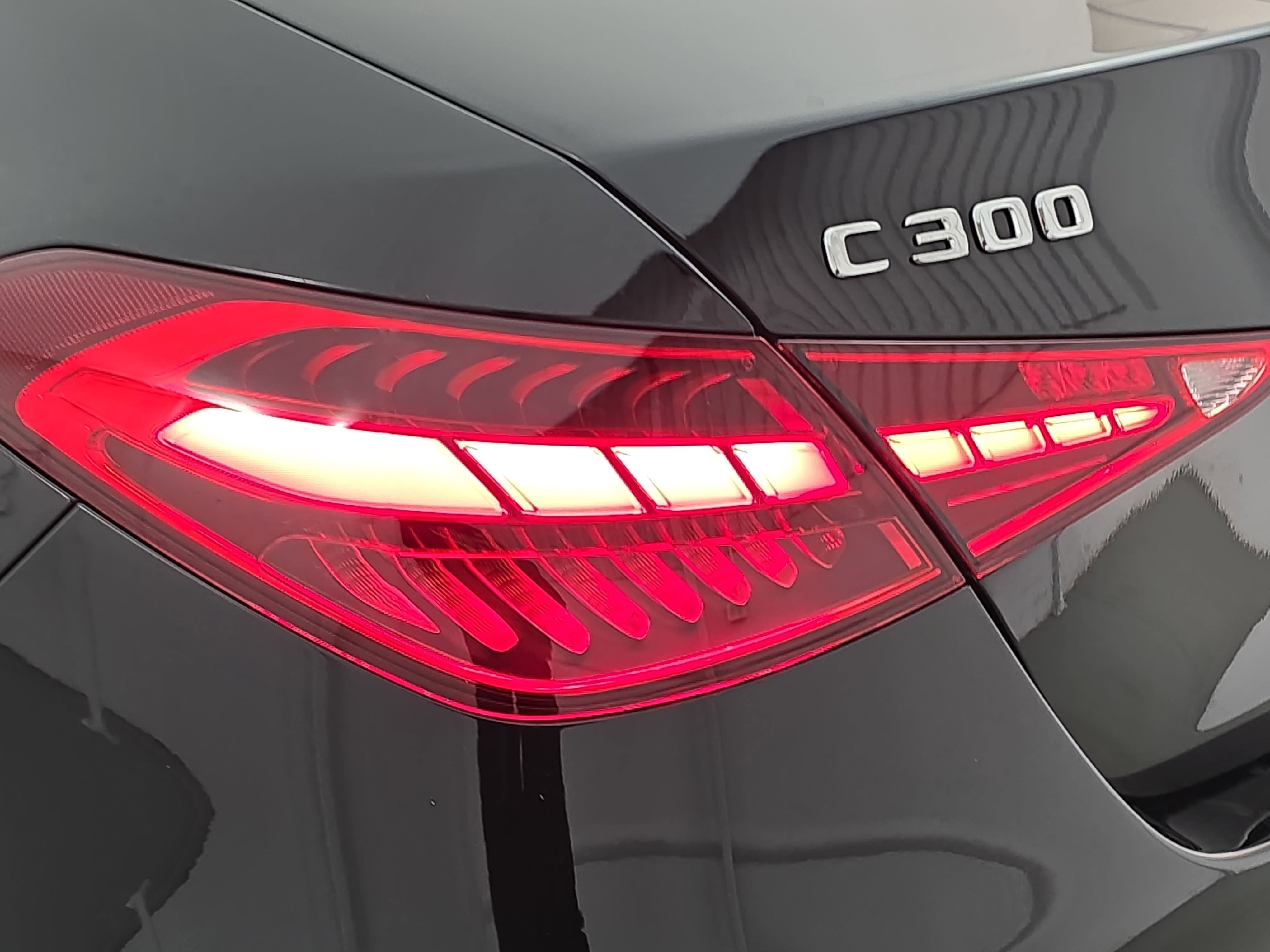 2025 Mercedes-Benz C-Class C 300