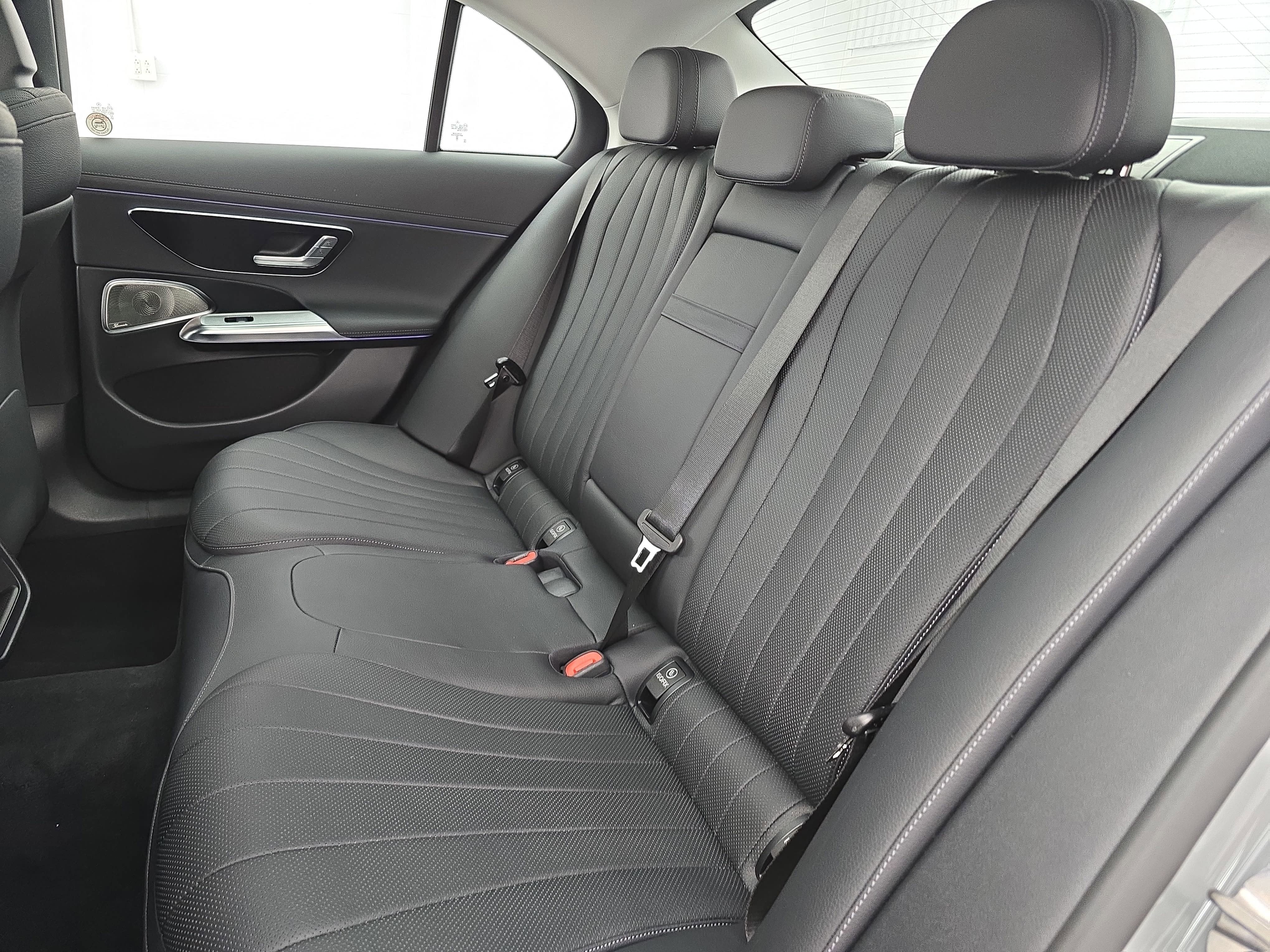 2025 Mercedes-Benz E-Class E 350