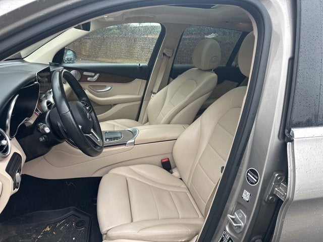 2021 Mercedes-Benz GLC GLC 300