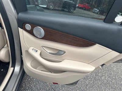 2021 Mercedes-Benz GLC GLC 300