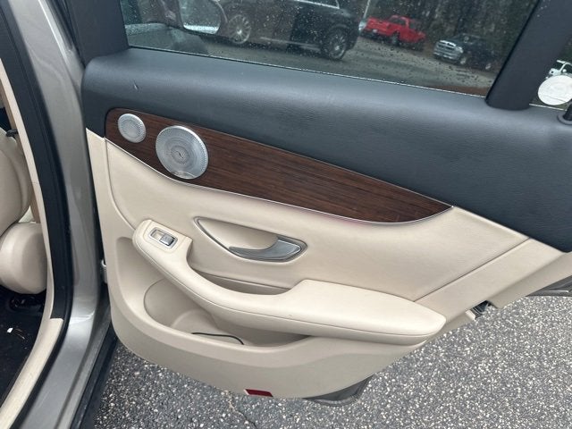 2021 Mercedes-Benz GLC GLC 300