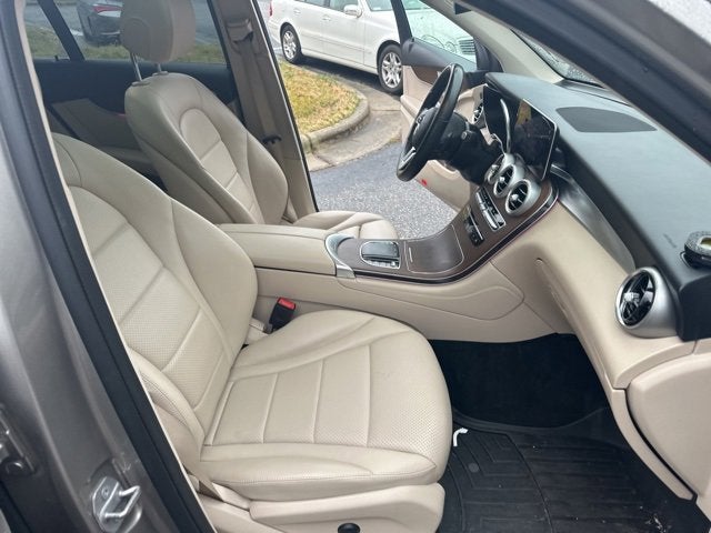 2021 Mercedes-Benz GLC GLC 300