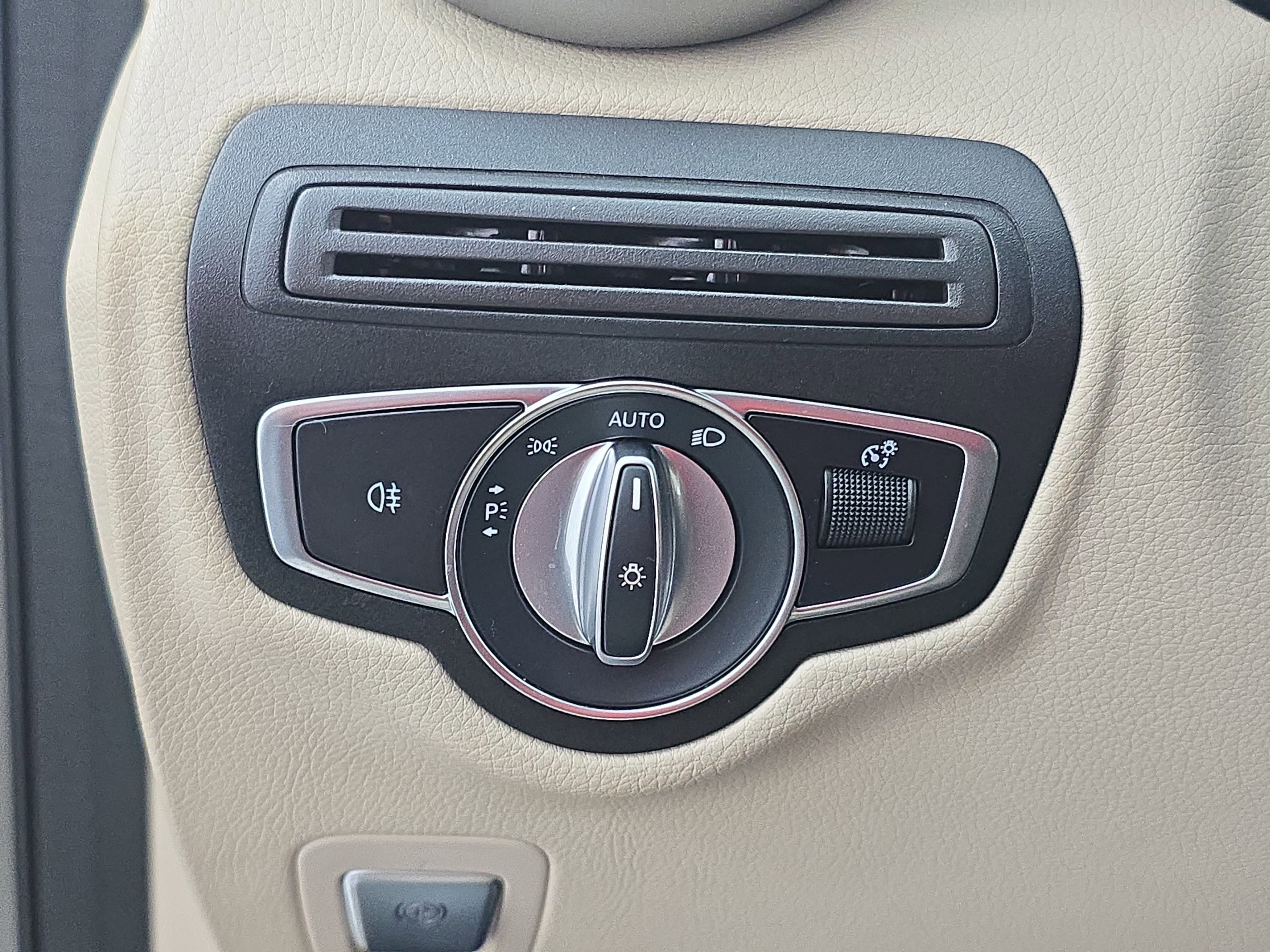 2021 Mercedes-Benz GLC GLC 300