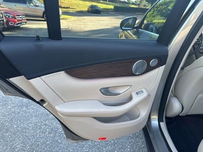 2020 Mercedes-Benz GLC GLC 300