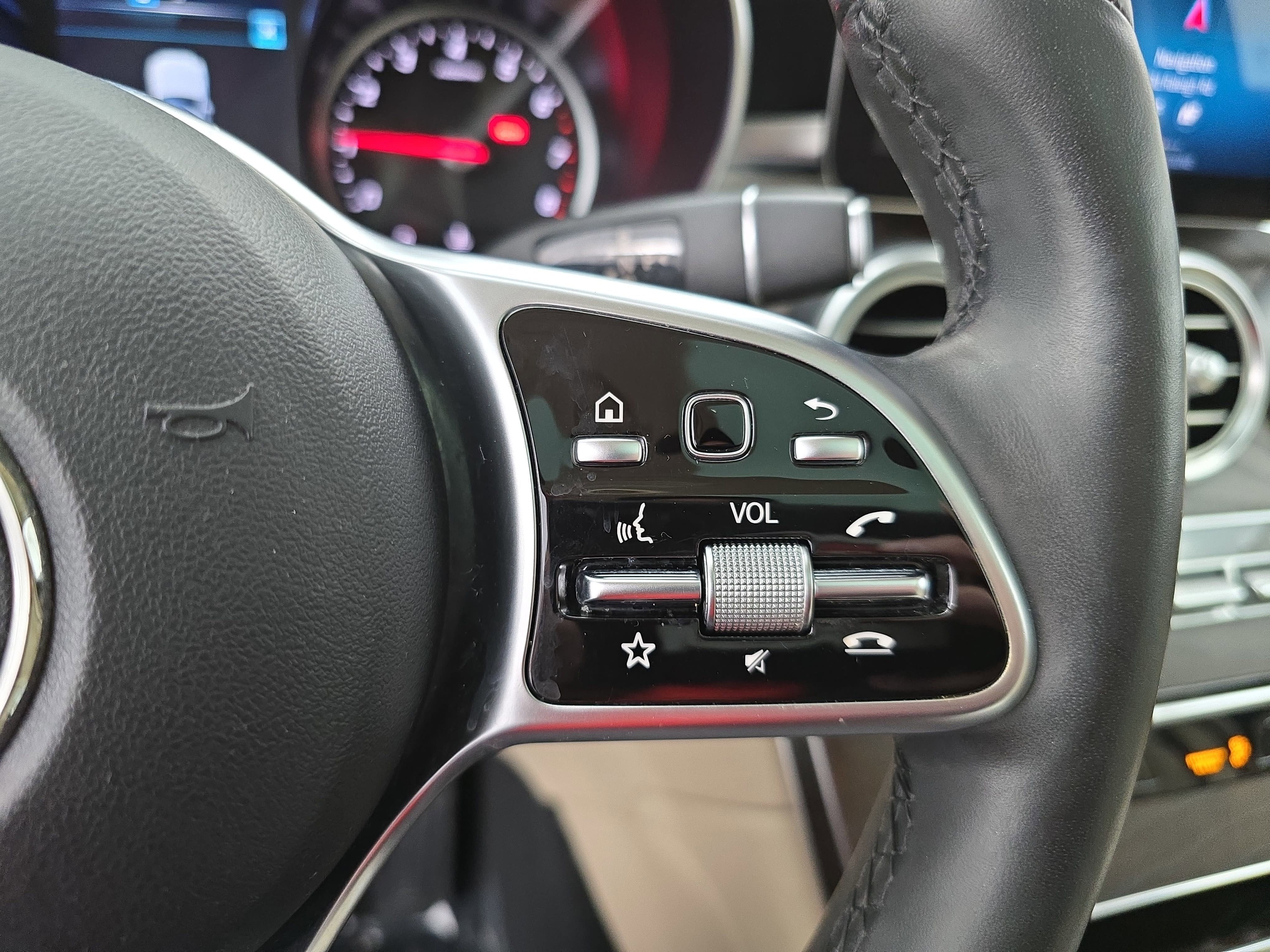 2021 Mercedes-Benz GLC GLC 300