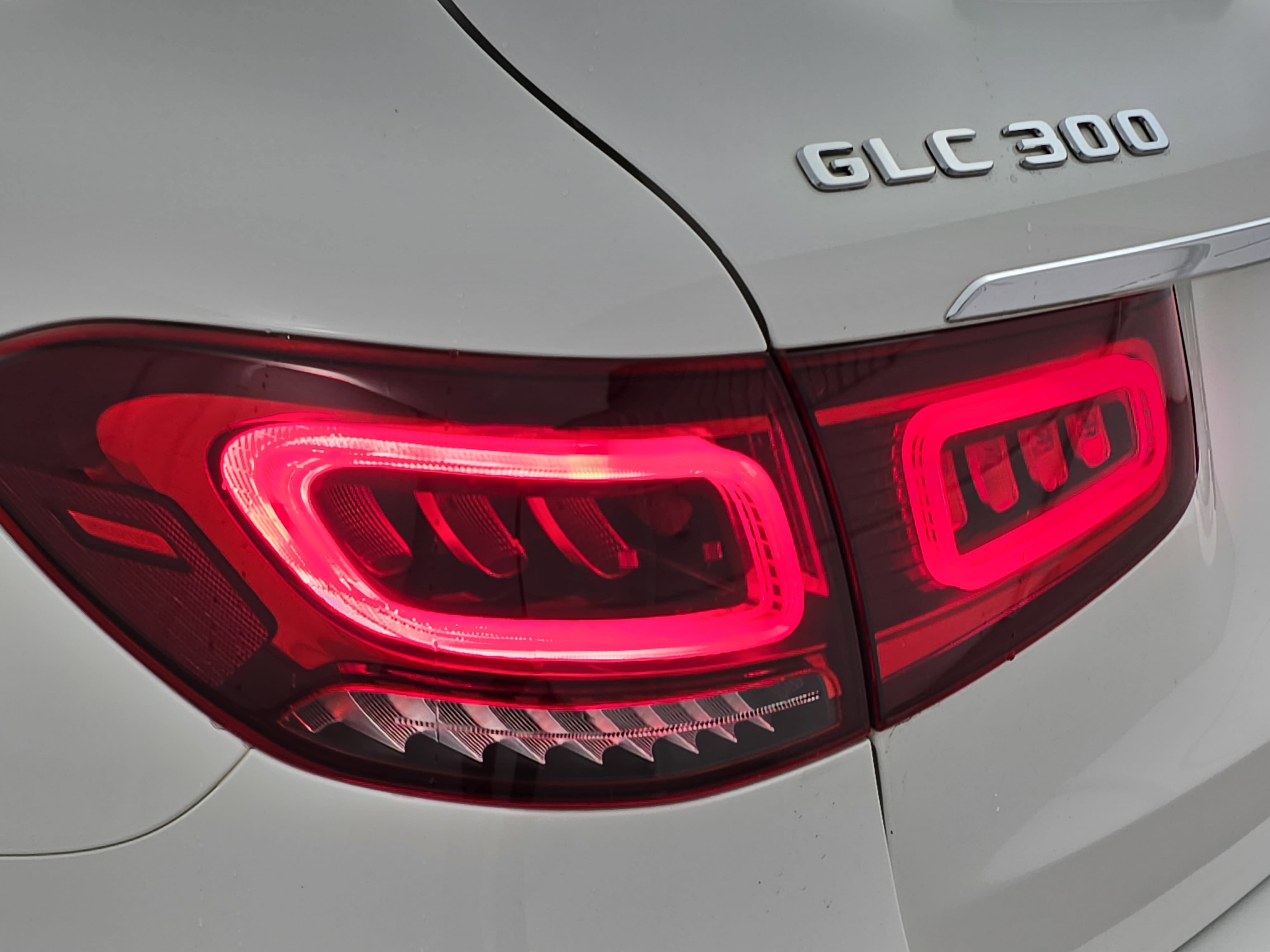 2021 Mercedes-Benz GLC GLC 300