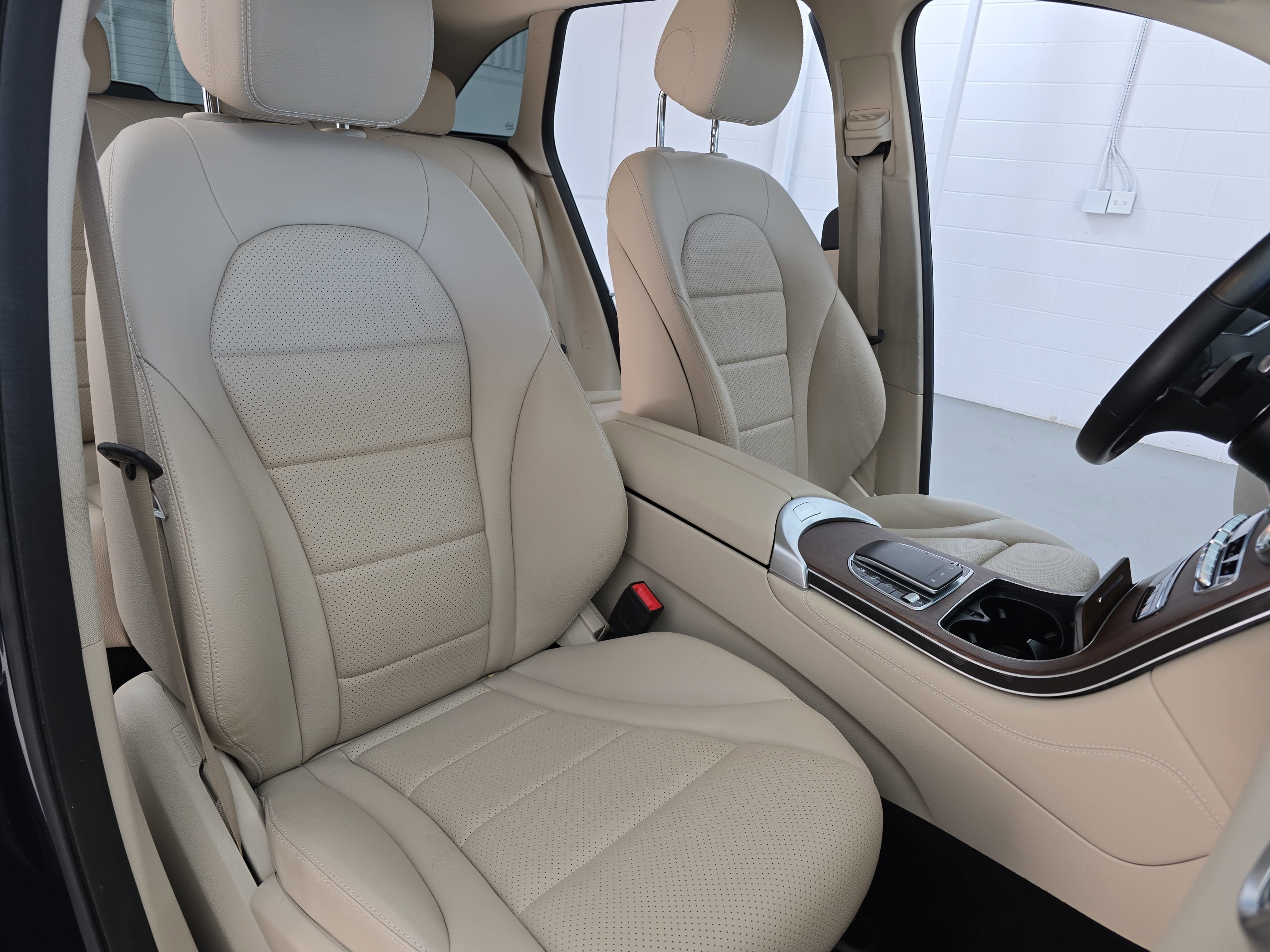 2021 Mercedes-Benz GLC GLC 300