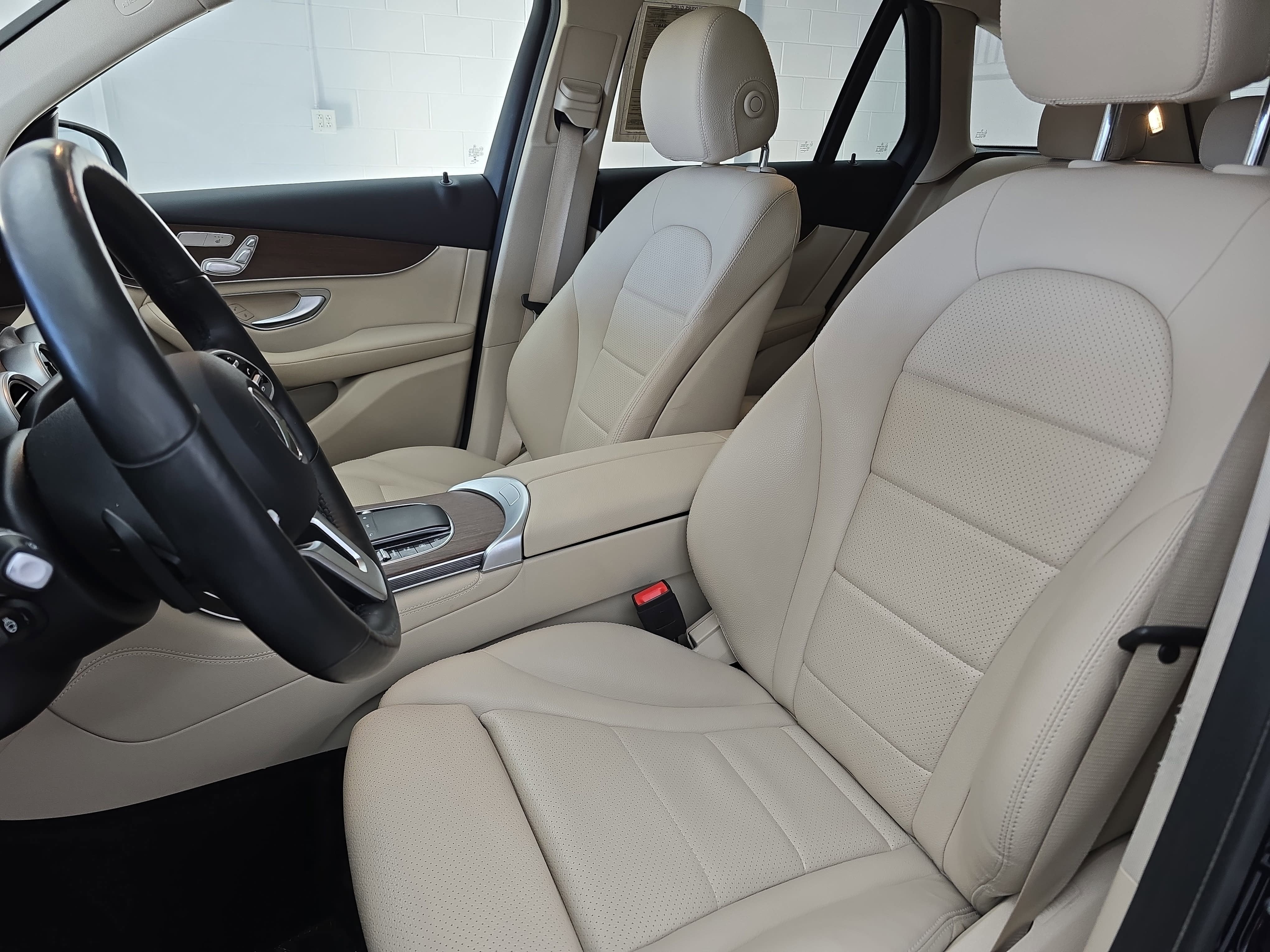 2021 Mercedes-Benz GLC GLC 300