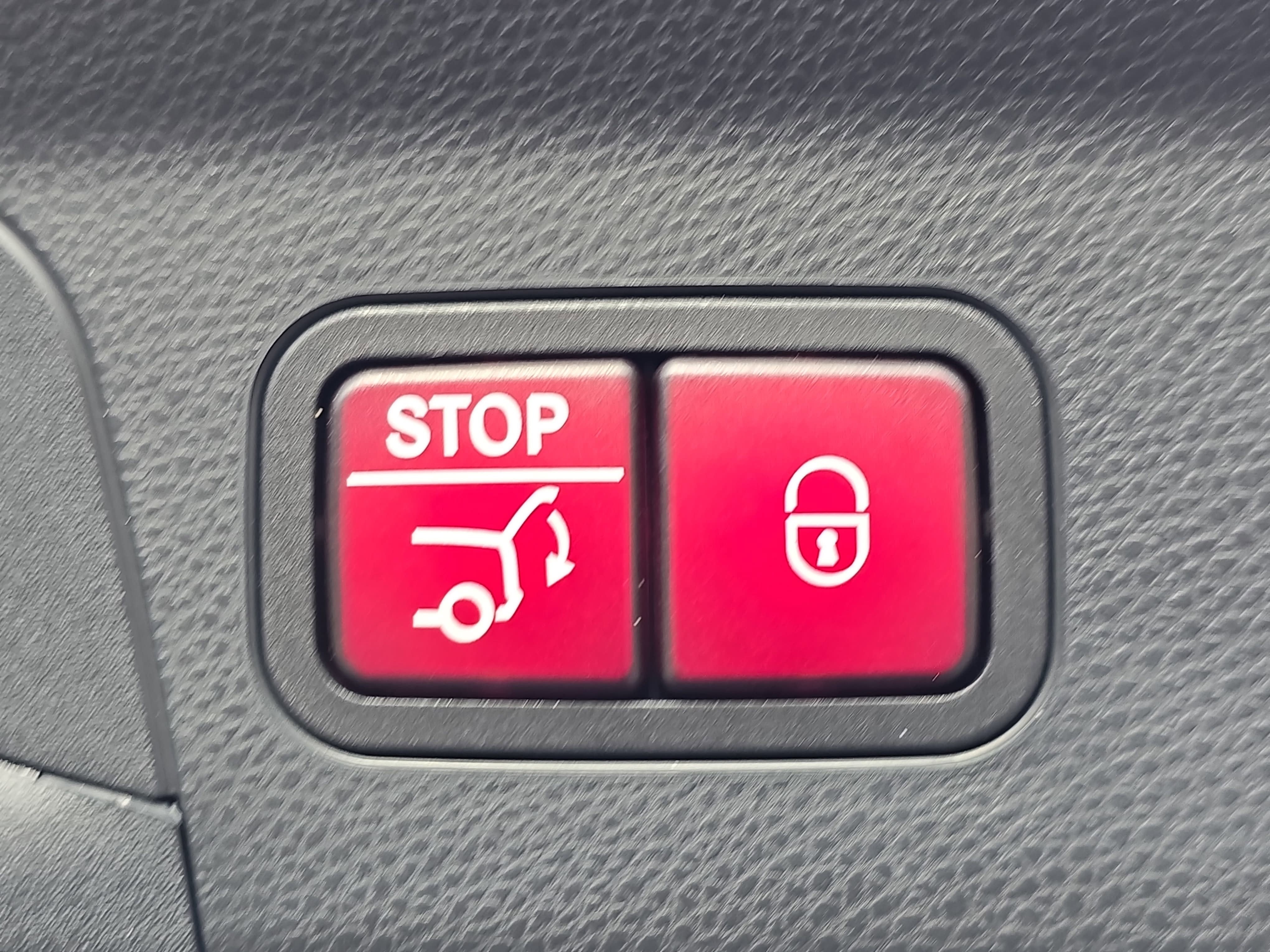 2023 Mercedes-Benz GLC GLC 300