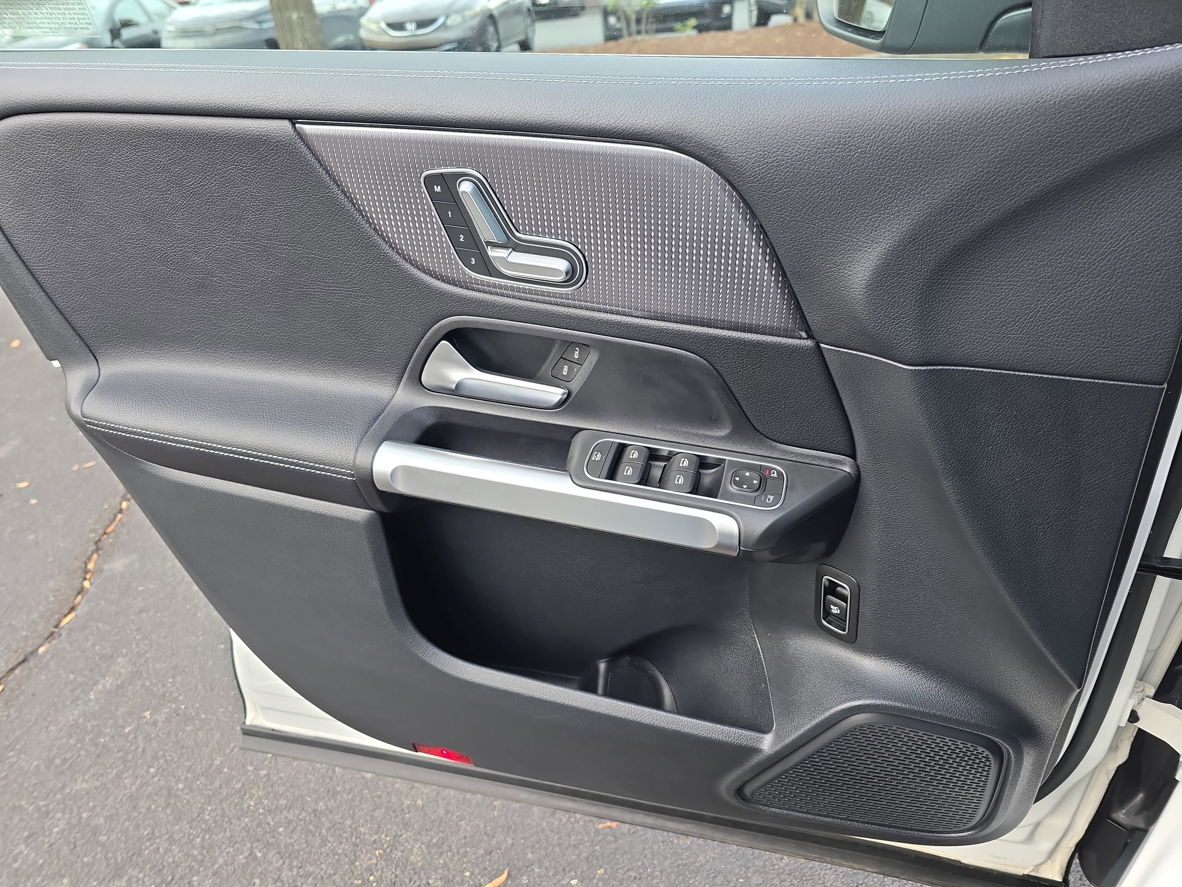 2023 Mercedes-Benz GLB GLB 250