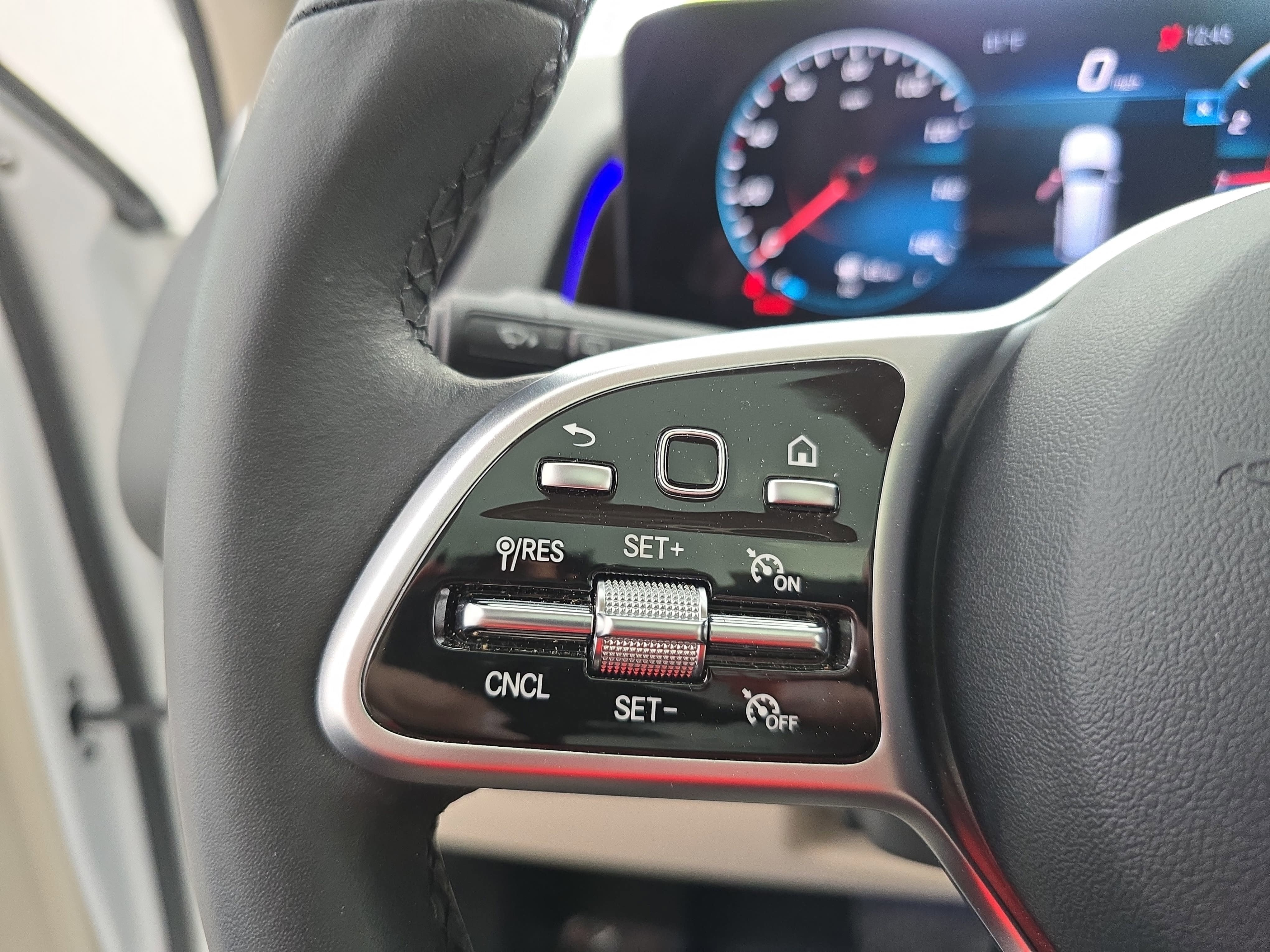 2023 Mercedes-Benz GLB GLB 250