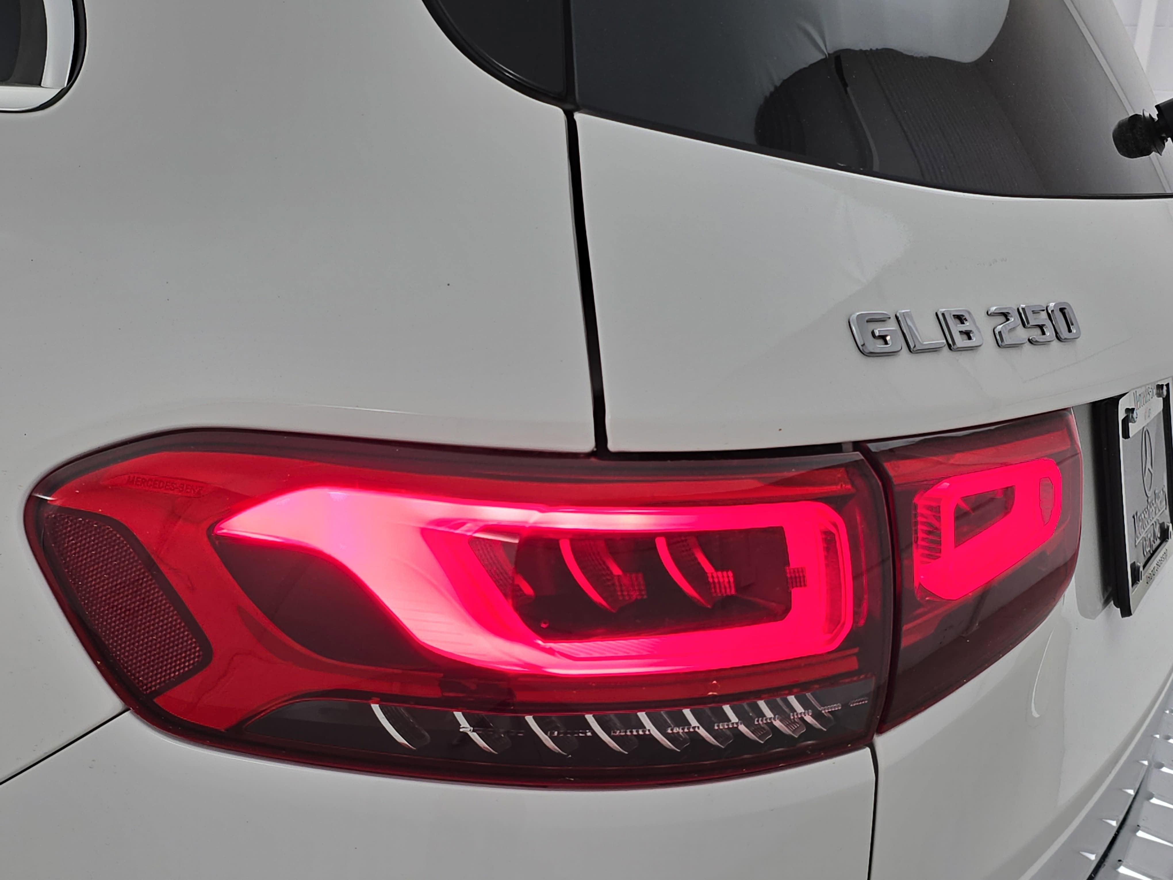 2023 Mercedes-Benz GLB GLB 250