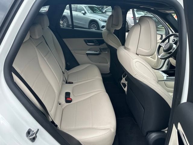 2025 Mercedes-Benz GLC GLC 300