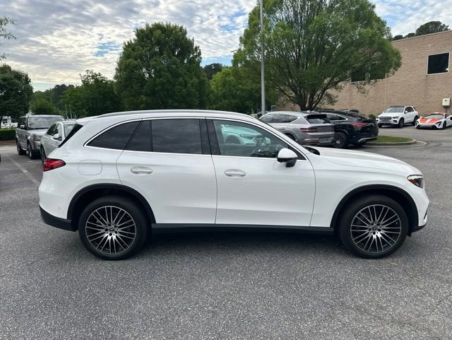 2025 Mercedes-Benz GLC GLC 300