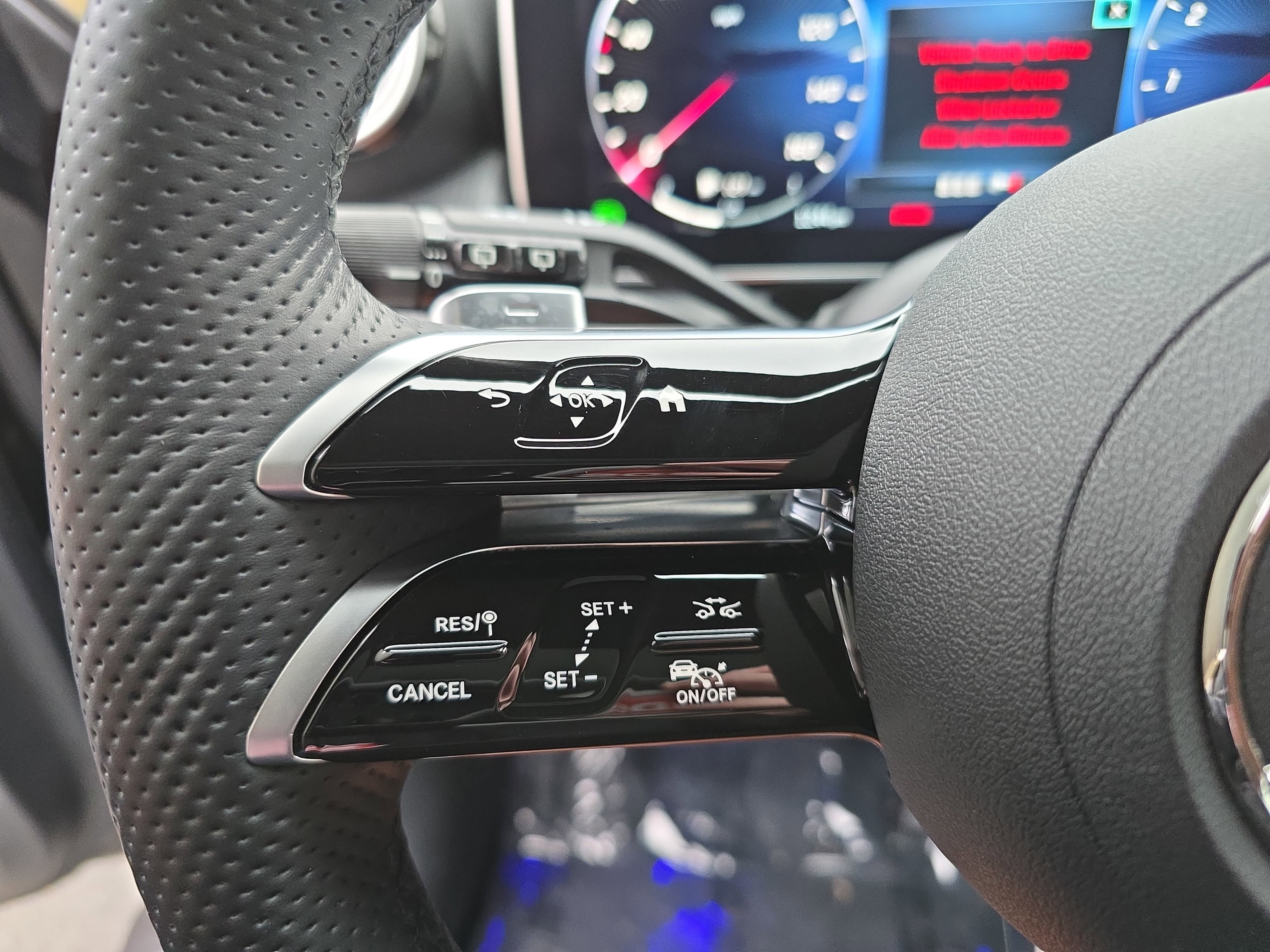 2023 Mercedes-Benz GLC GLC 300