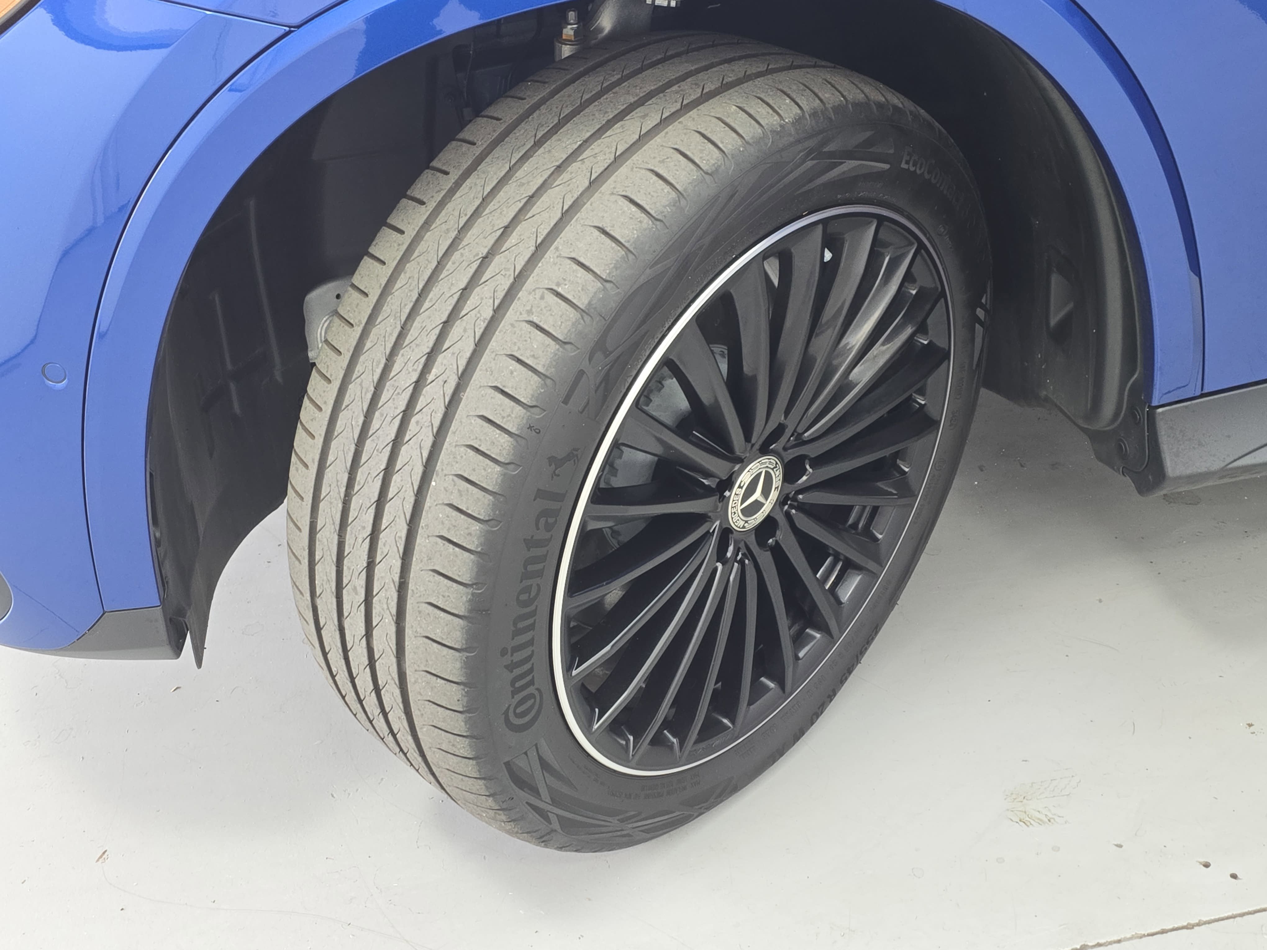 2025 Mercedes-Benz GLC GLC 300