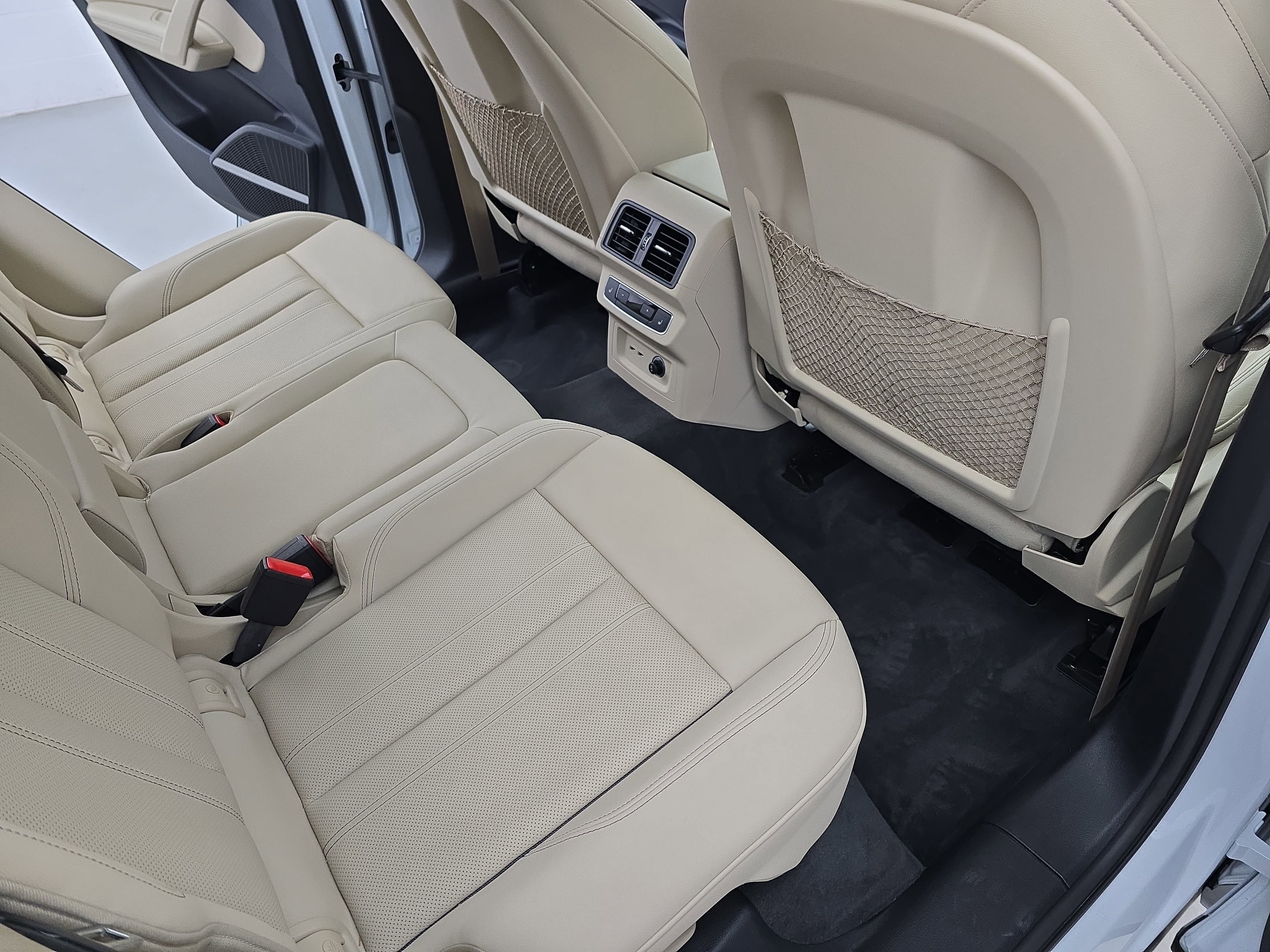 2024 Audi Q5 S line Prestige