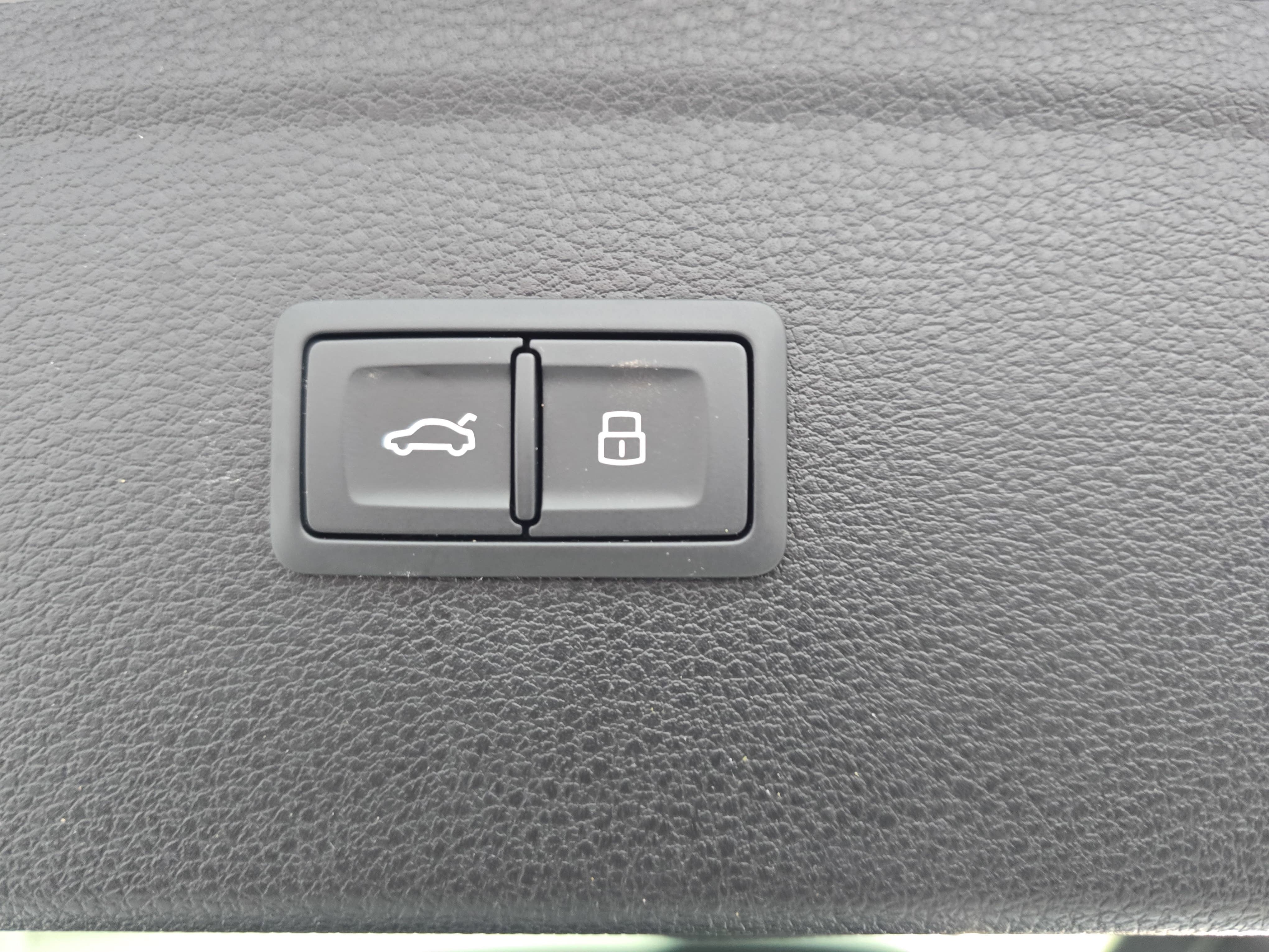 2024 Audi Q5 S line Prestige