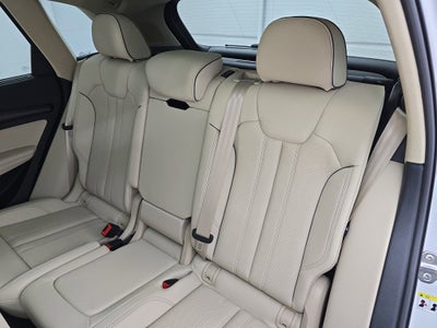 2024 Audi Q5 S line Prestige