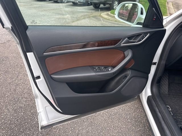 2017 Audi Q3 Premium Plus