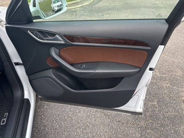 2017 Audi Q3 Premium Plus