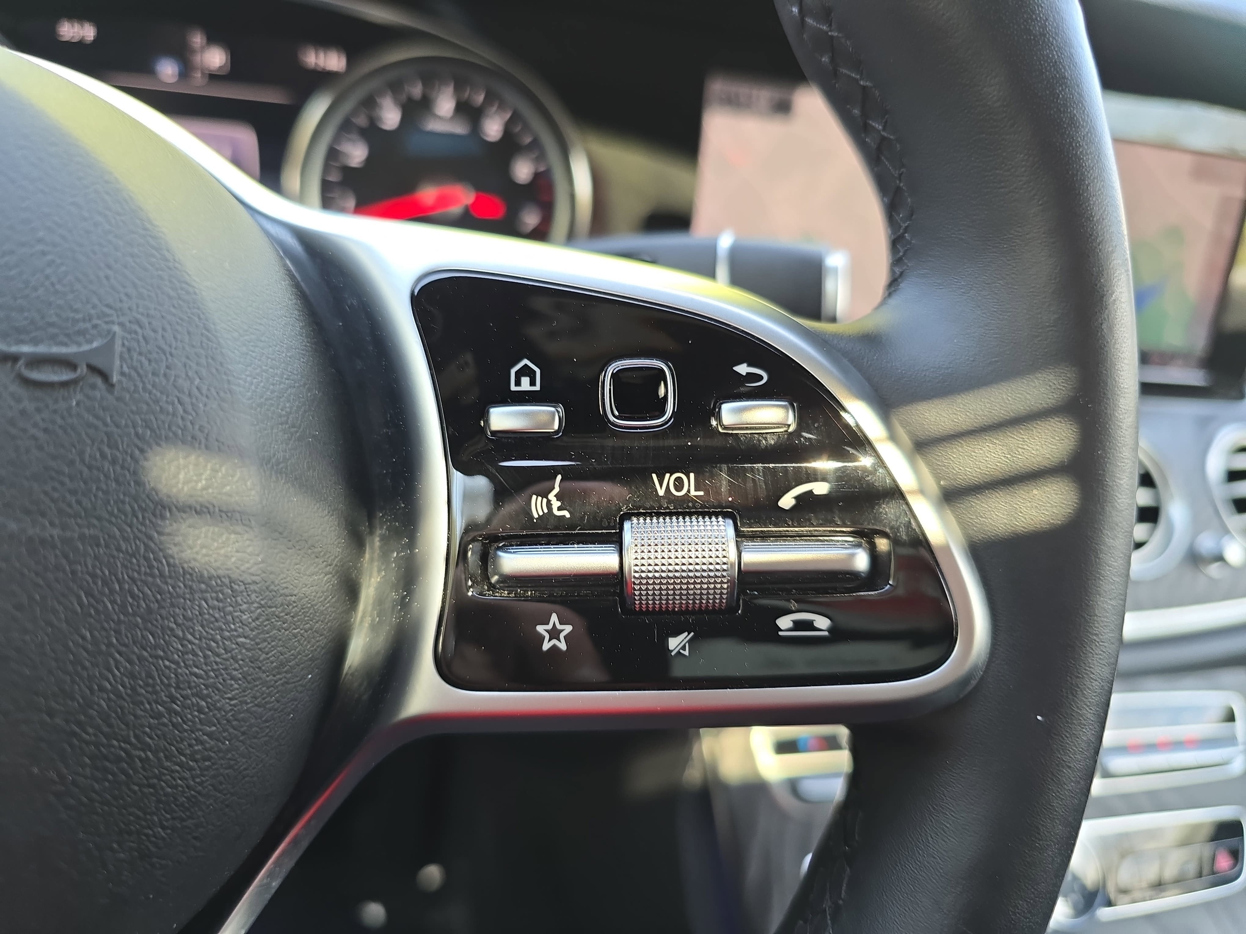 2019 Mercedes-Benz E-Class E 300