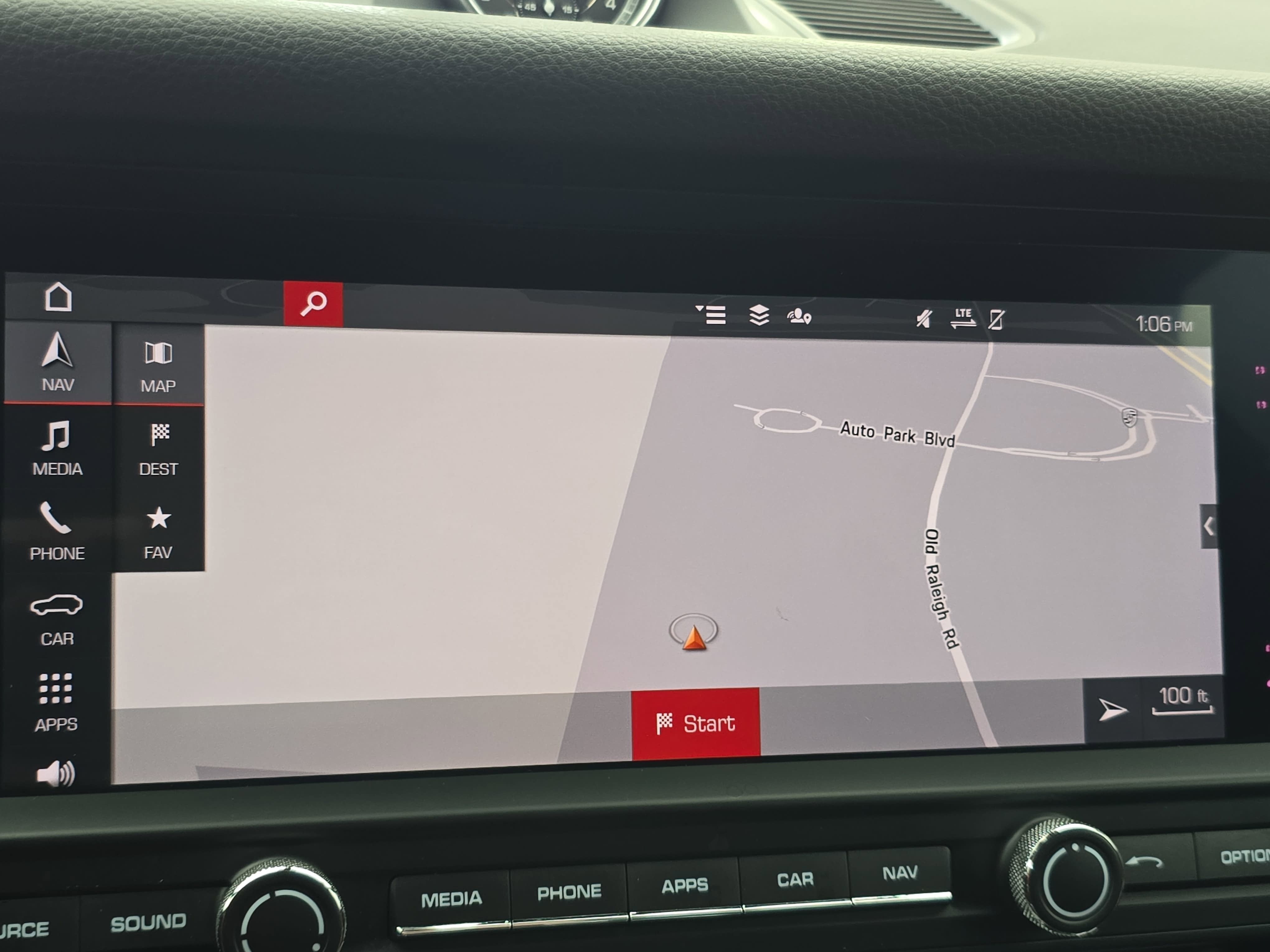 2020 Porsche Macan Base